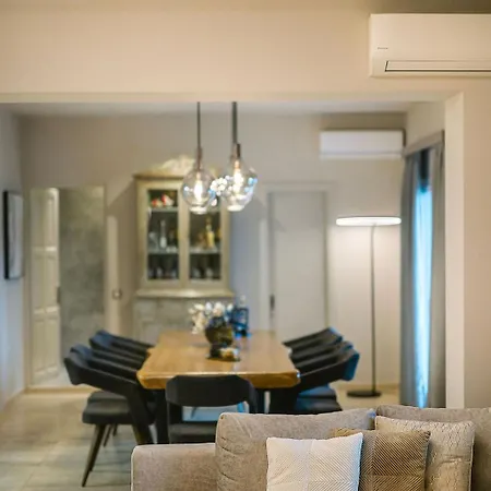 Daedalus Luxury - Seaview & Heated Pool Kontokali